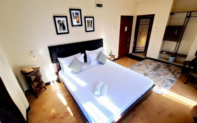 Rumaisa Hotel