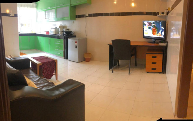 Bukit Indah Homestay