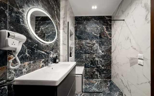 Xuru Stays I The 2bdr Emerald Pearl @ Heart of Heliopolis