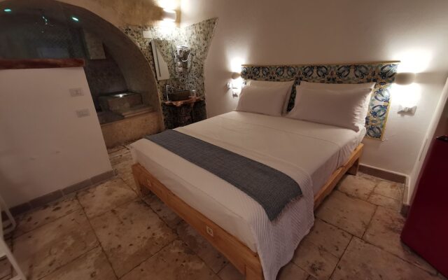 DIONISO Bed and Wellness