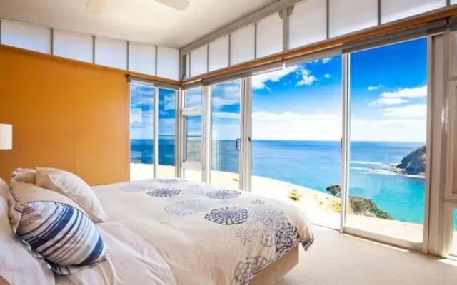 Kangaroo Beach Lodges