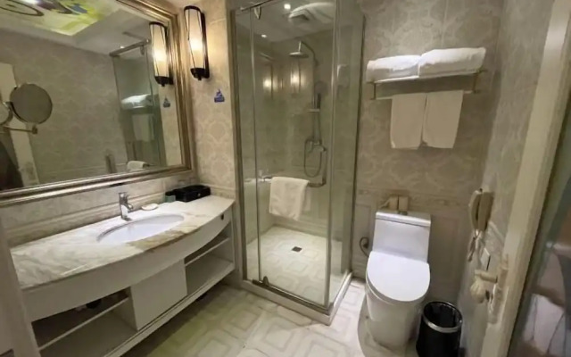 Kaiyuan Manju Select Hotel(Hongqiao Hub National Exhibition Center Sto