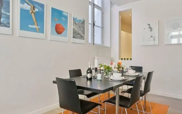 Apartment With Canal View in Heart of Bruges