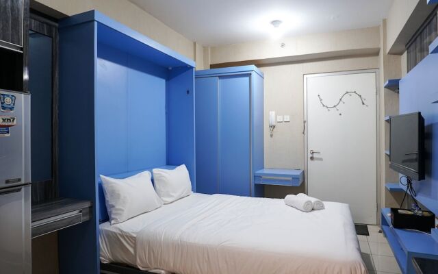 Blue Studio Apartment at Green Bay Pluit