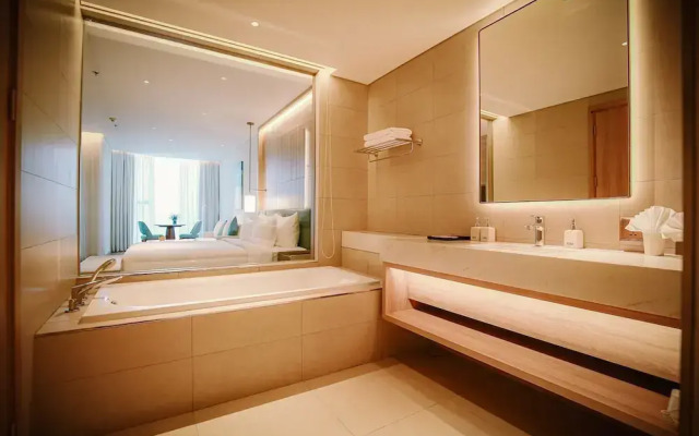 Ha Long Bay A La Carte Apartment By The O Residence