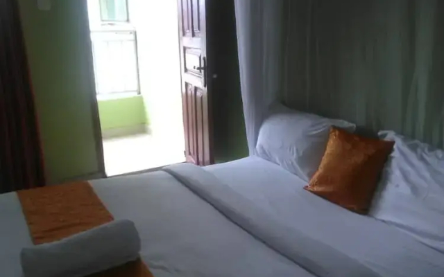Raygreen Hotel