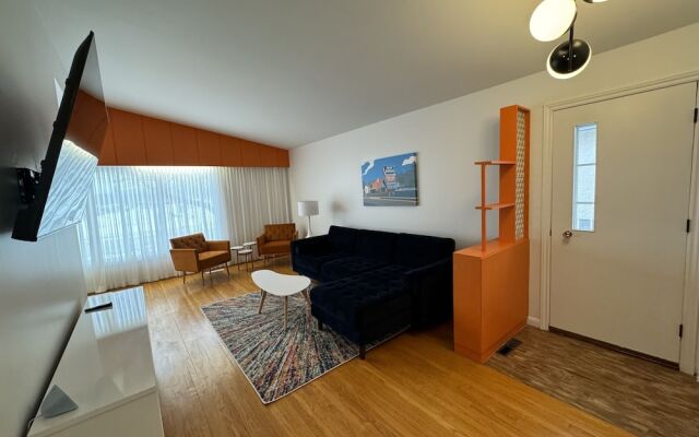 Hojo House Winnipeg