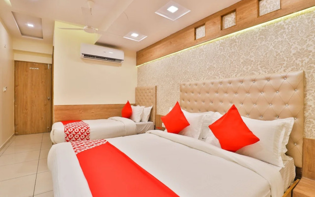 OYO 22673 Hotel Suncity