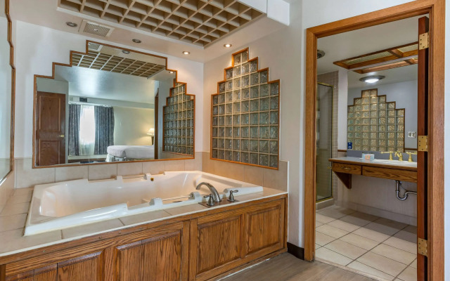 Howard Johnson by Wyndham Billings