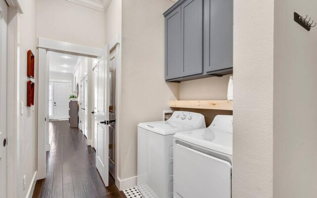 Harribo Townhome - Walk Everywhere - Downtown Fay