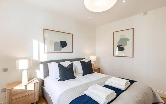 Upscale & Serene Getaway - Prime Chelsea Location!