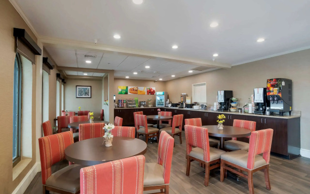 Quality Inn & Suites Ocean City Fenwick