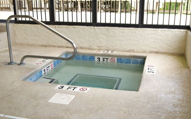 Windemere 605 by RedAwning