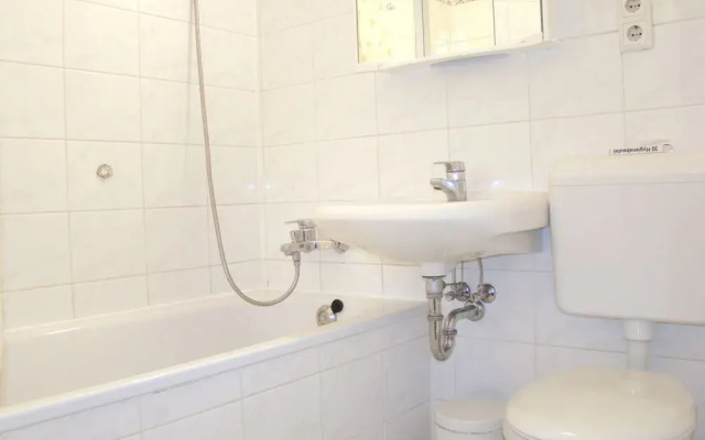 BNB near Brandenburg Gate