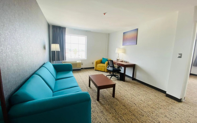 La Quinta by Wyndham Reynosa