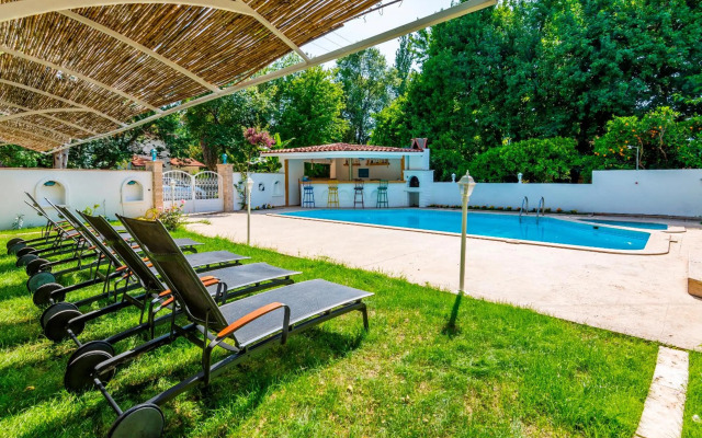 Calypso Cozy Suites