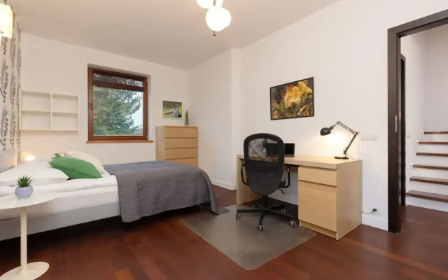 4-bedroom House in Warsaw by Renters