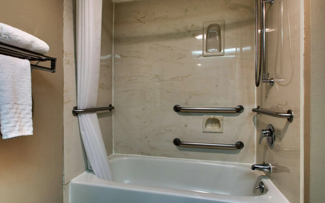 Best Western East Towne Suites