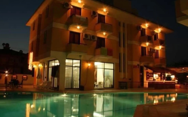 Albano Hotel