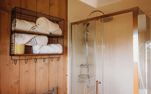 Fenland Retreats at Willow Grange Farm