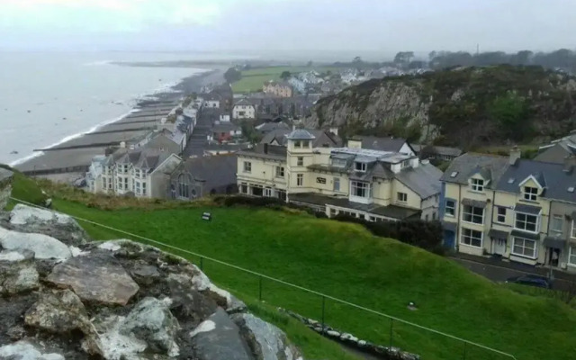 Seaview Duplex Apartment - Spectacular Views