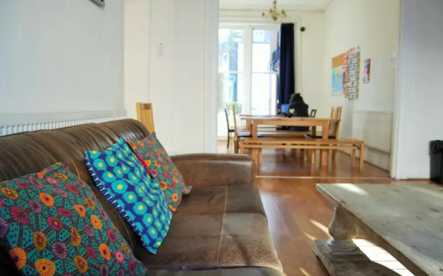 Saint James Backpackers