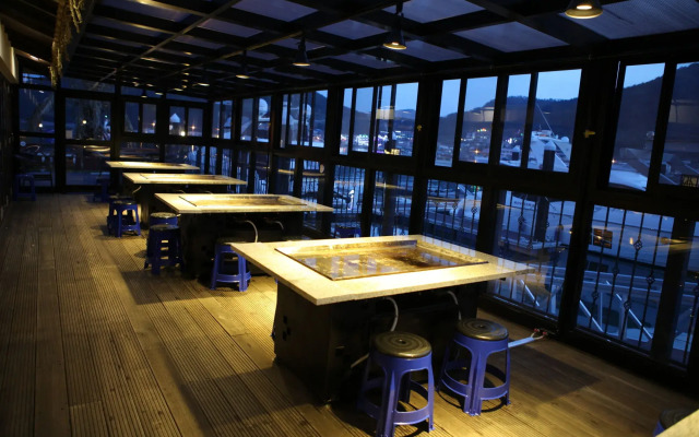 Hansan Marina Hotel & Resort