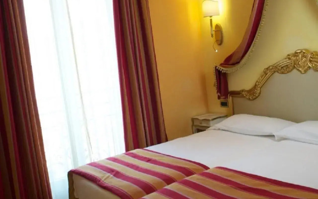 The Lake Como EDITION