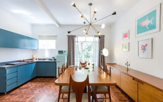 Deco Housing Luxury Rentals in Roma Norte