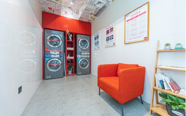 ibis Shanghai Lianyang