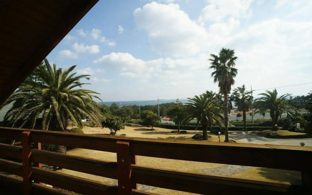 Sunny Day Jeju Pension