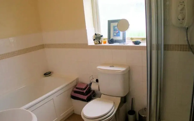 Freshwater Bay Hol Vge 16