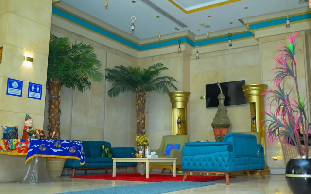 Cleopatra Hotel