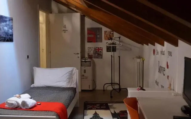 My Room Center