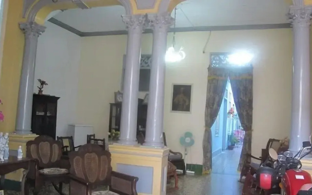 Casa Karina y Franky