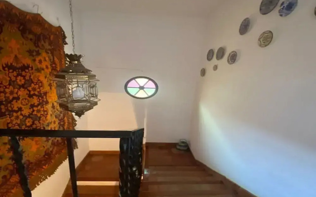 Spacious Holiday Home With Private Garden