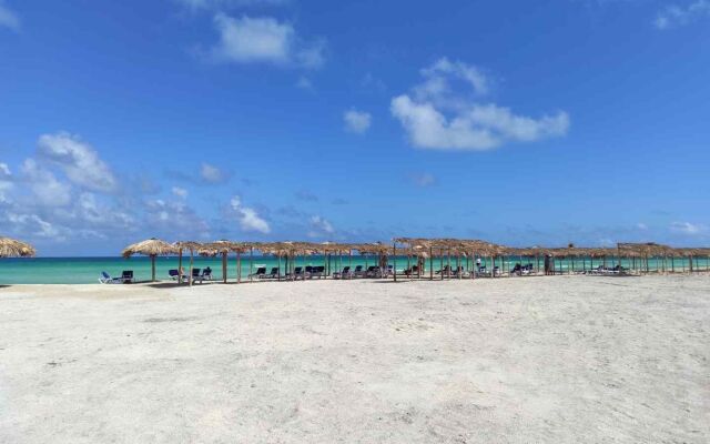 GRAND ASTON Cayo Paredón Beach Resort