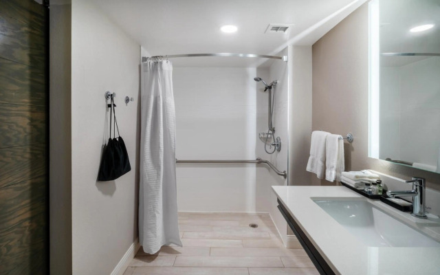 Crowne Plaza Atlanta SW - Peachtree City by IHG