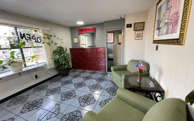 OYO Hotel Atlanta TX Hwy 59