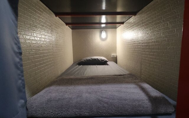 No.9 hostel kanchanaburi