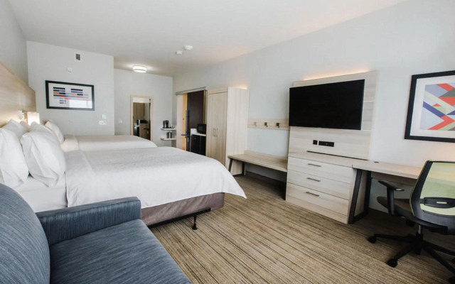 Holiday Inn Express Hotel & Suites Edmonton South by IHG