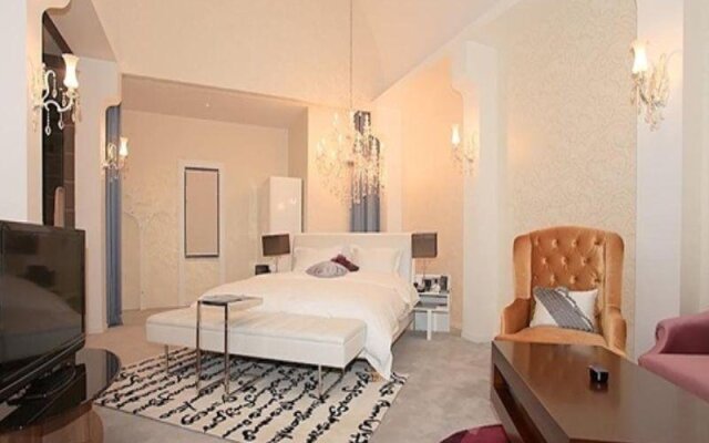 Shuidi A Hotel