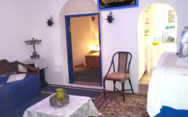 Apartment With 2 Bedrooms in Tunis, With Wifi - 4 km From the Beach