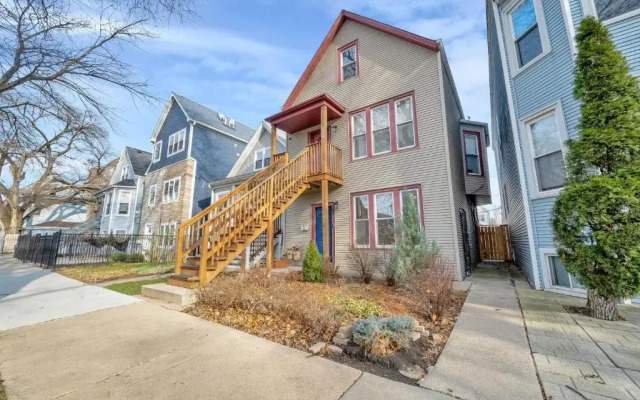 Modern 2 Bedroom in Avondale