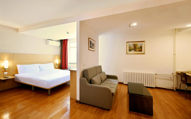 Ibis Hotel (Beijing Wukesong Dacheng Road)