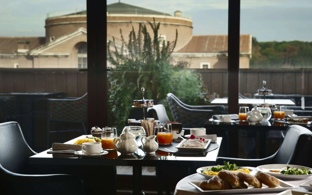 Radisson Blu GHR Hotel, Rome