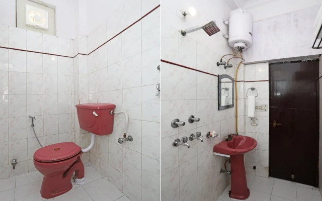 Hotel R Paradise by OYO Rooms