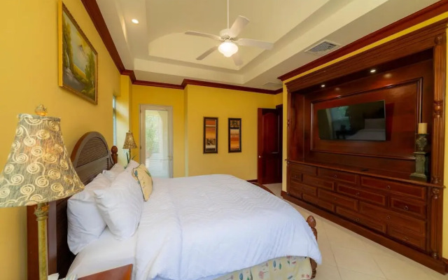 Bella Vista 8B 3 Bedr 3 1 2 Bath