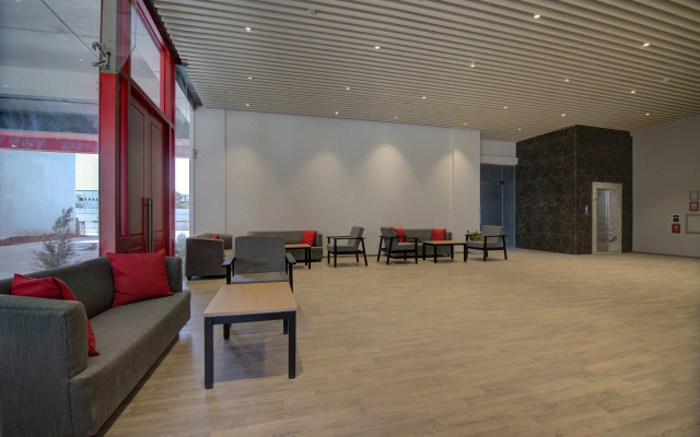 OYO Townhouse 100 Somani TC