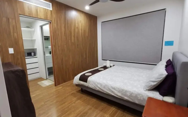 Serviced Waterfront Whole Villa Sydney